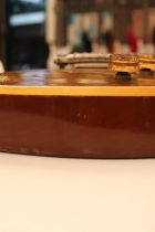 1954-LP-STD-GT3-TG0121