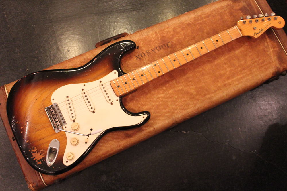 再入荷のおすすめ最新情報 Squier そこそこ改造 金魚 ストラトキャスター Fender by ギター