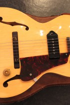 1957-ES140T-BLD