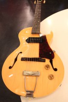 1957-ES140T-BLD
