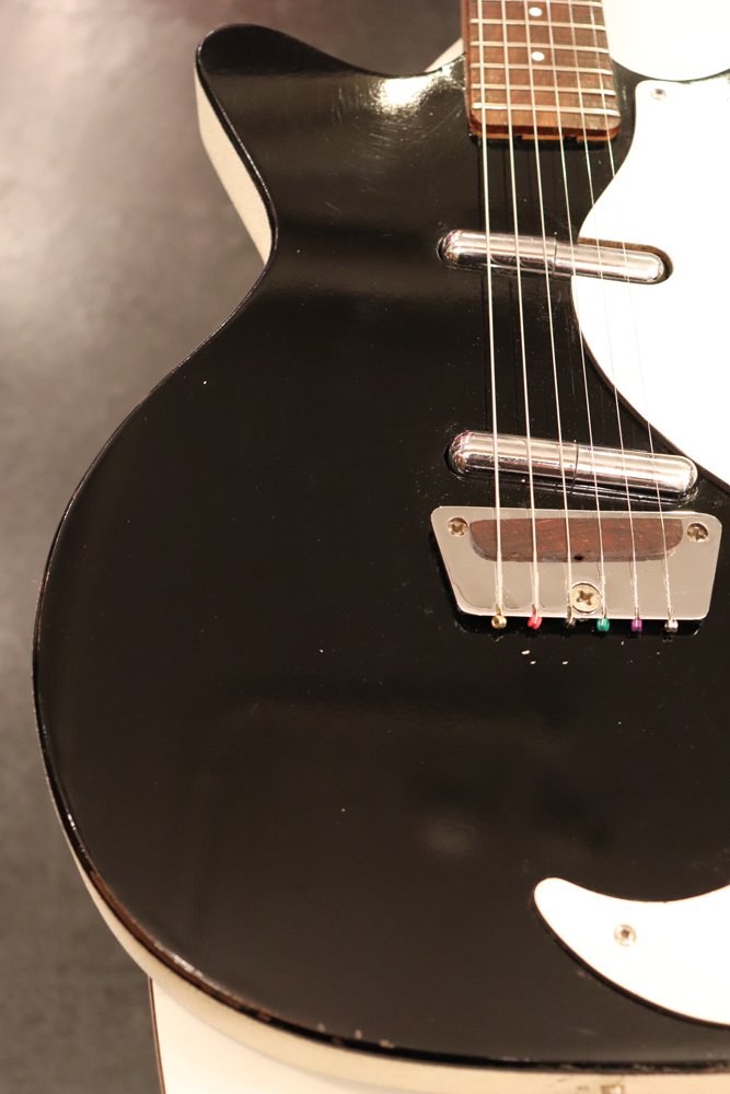 ジミー・ペイジ愛用！　Danelectro エレキギター ジミー・ペイジ愛用！ Danelectro エレキギター