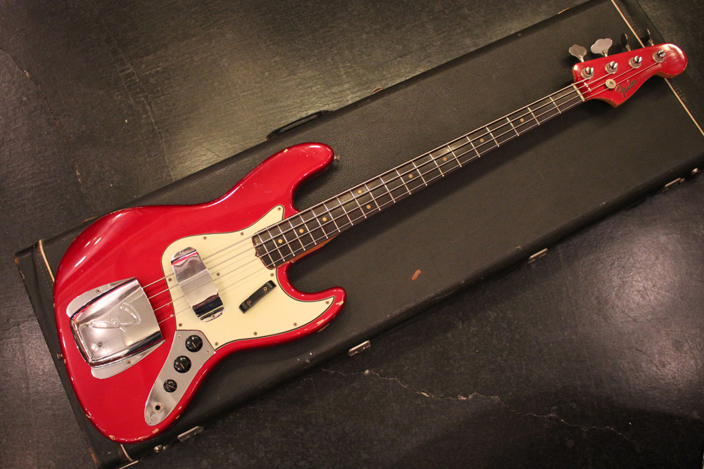 Fender 1963y[Jazz Bass[“Candy Apple Red”[Green Guard
