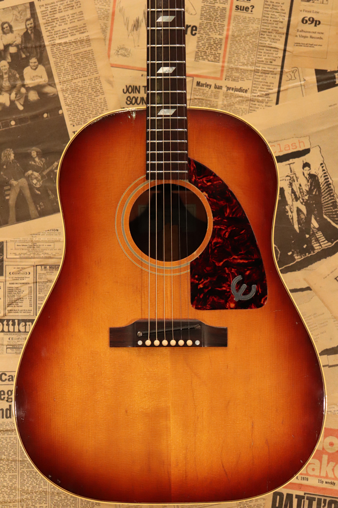 Epiphone エレキギター c709c1d4b554a1a42a523c39dbb605