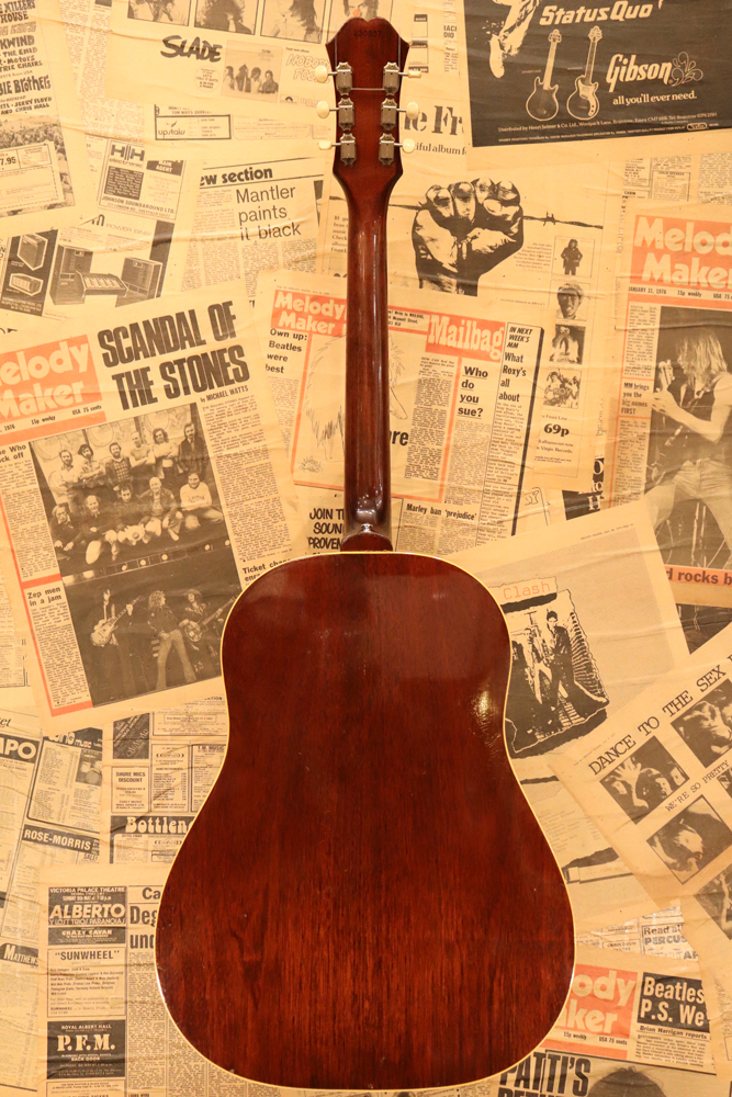 エピフォンAJ 15 NA1999年製TEXANタイプ　ラウンドショルダー エピフォンAJ 15 NA1999年製TEXANタイプ ラウンドショルダー 2025年