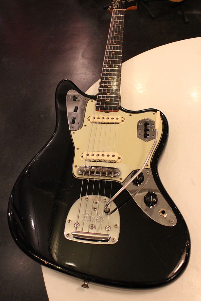 Fender 1963/64[JAGUAR[“Original Black Finish” | GUITAR TRADERS TOKYO