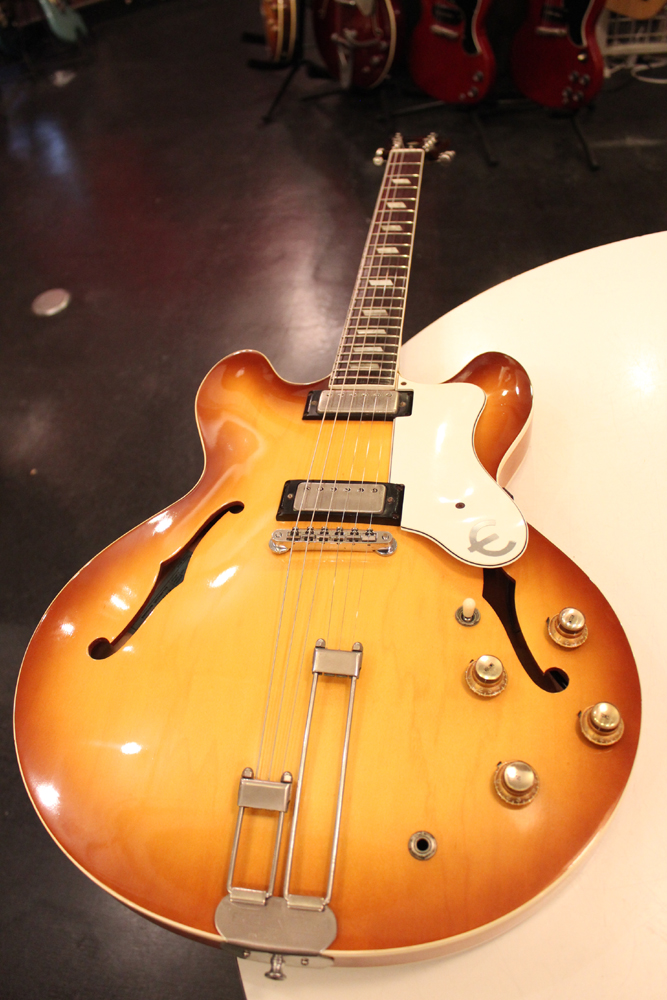 Epiphone 1964/65[E360TD “Riviera” | GUITAR TRADERS TOKYO