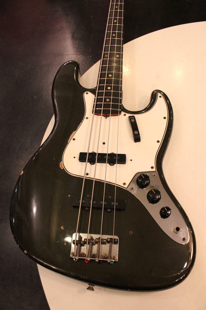 Fender 1965y[Jazz Bass[“Charcoal Frost” | GUITAR TRADERS TOKYO