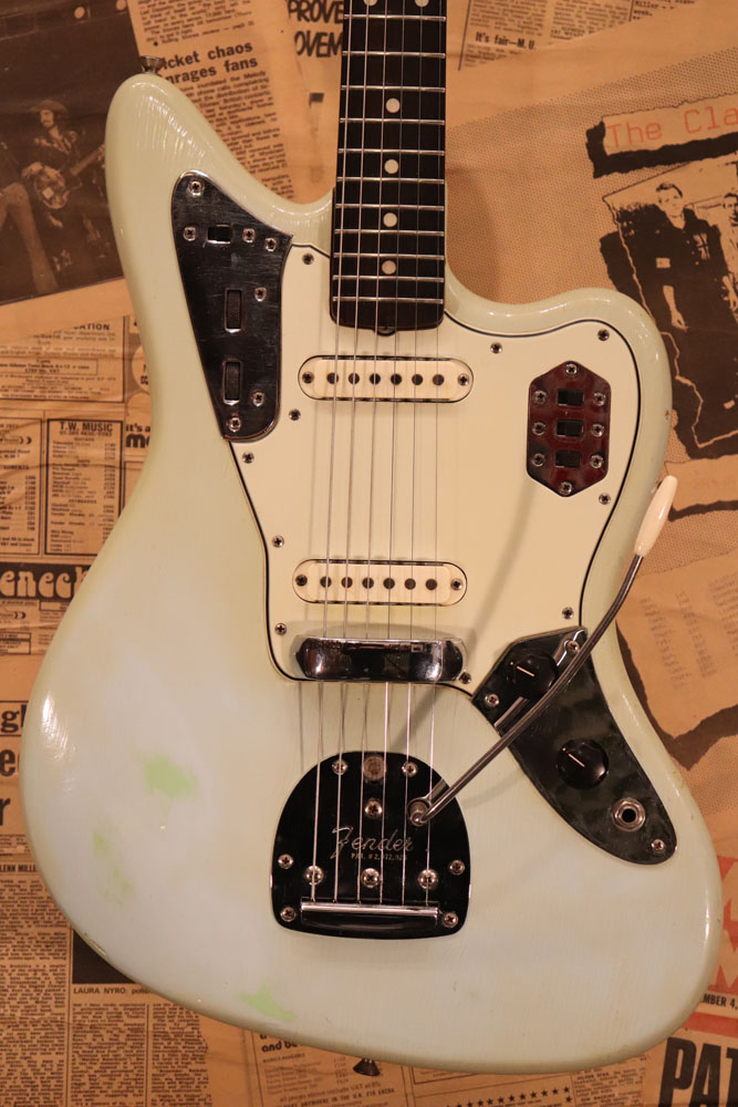 Fender 1965y[Jaguar[“Original Sonic Blue with Green