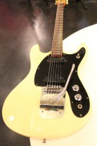 1965-Mosrite-Ventures-MkII-WH