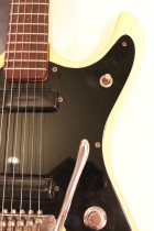 1965-Mosrite-Ventures-MkII-WH