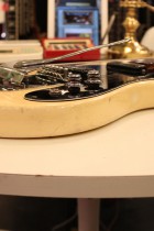 1965-Mosrite-Ventures-MkII-WH