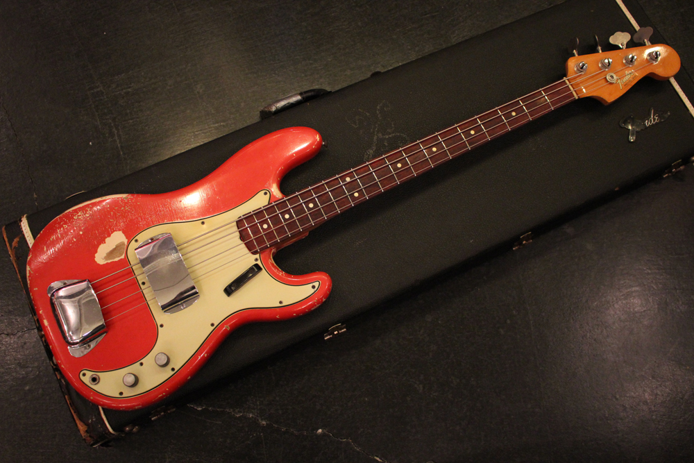 Fender 1965y[Precision Bass[“Fiesta Red” Green Guard