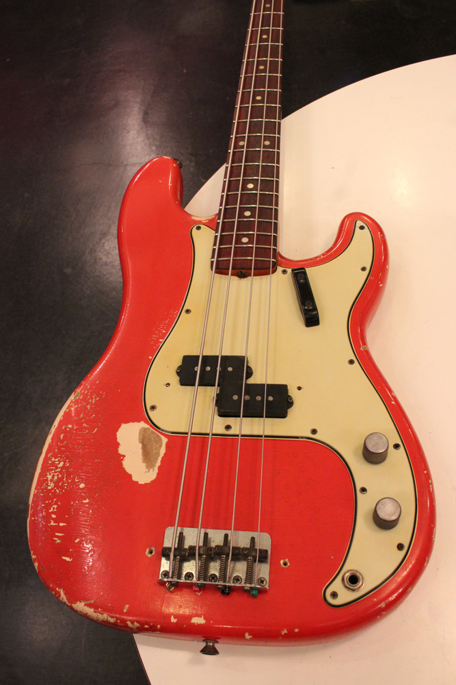Fender 1965y[Precision Bass[“Fiesta Red” Green Guard | GUITAR