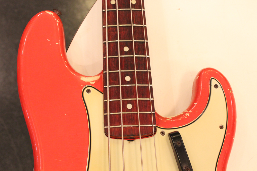 Fender 1965y[Precision Bass[“Fiesta Red” Green Guard | GUITAR