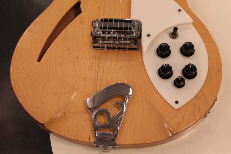 Rickenbacker 1965y[330 “Mapleglo” | GUITAR TRADERS TOKYO