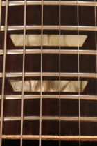 1965-SG-STD-WHT-TG0091