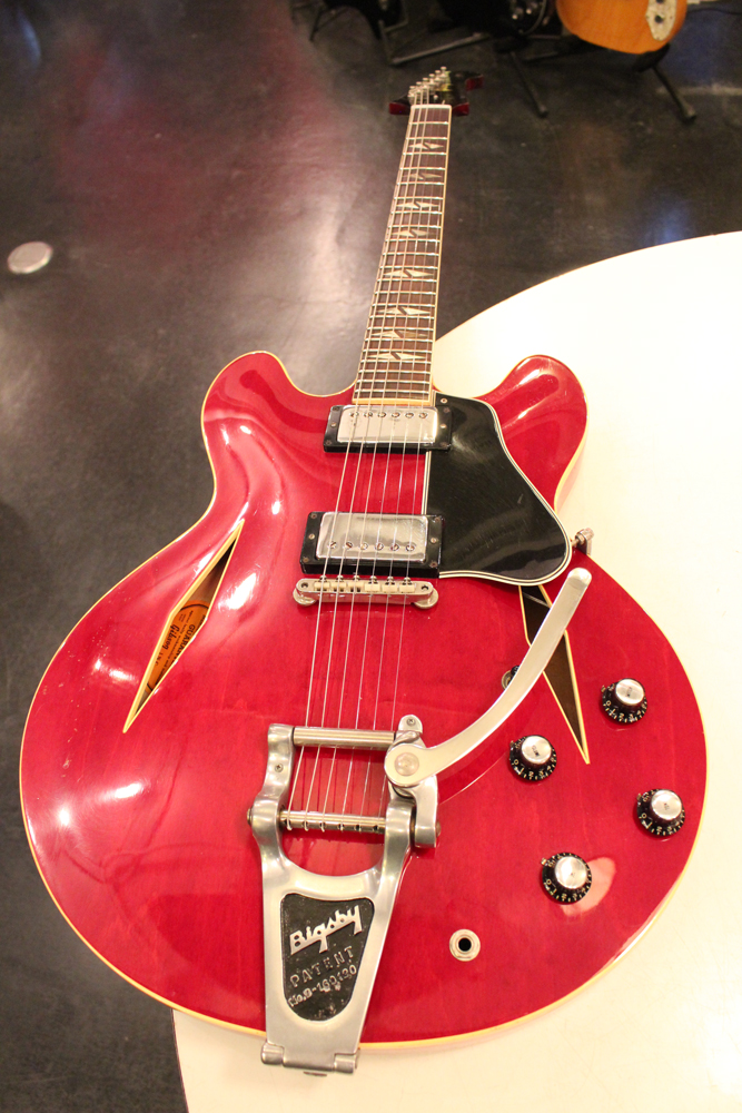 未完成trini lopez 335 未完成trini lopez 335 Gibson Custom A Legend Returns