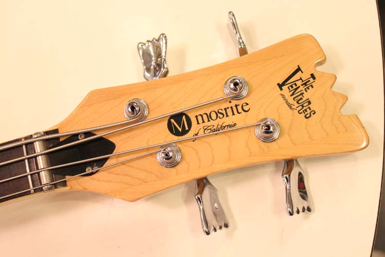 Mosrite 1966y[The Ventures Bass[2Pick Up[“Near Mint