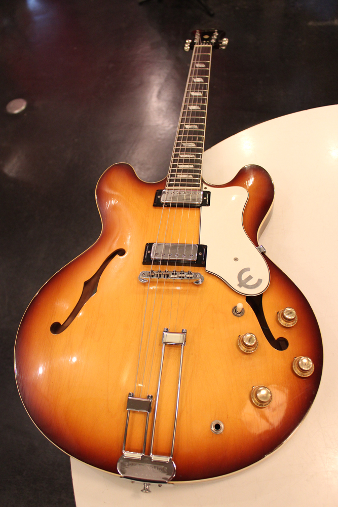 Epiphone 1967 E360TD Riviera 