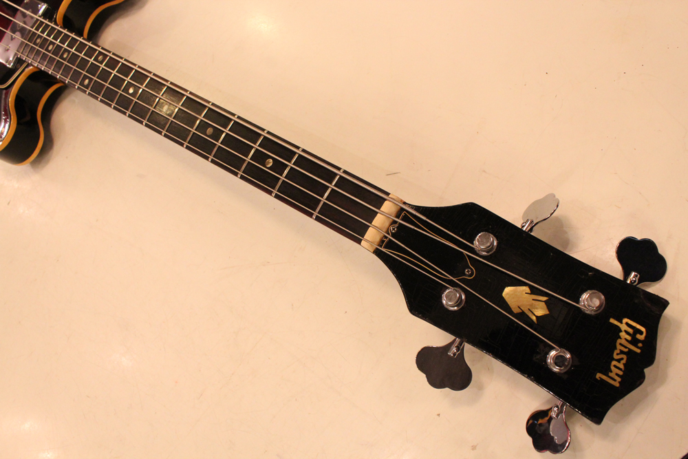 Gibson エレキベース EB-2D サンバースト Gibson EB-2D Electric Bass Guitar (1967) | RetroFret