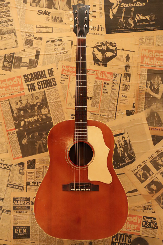 Gibson 1968y[J-45ADJ[” Original Cherry Red Finish with Uper