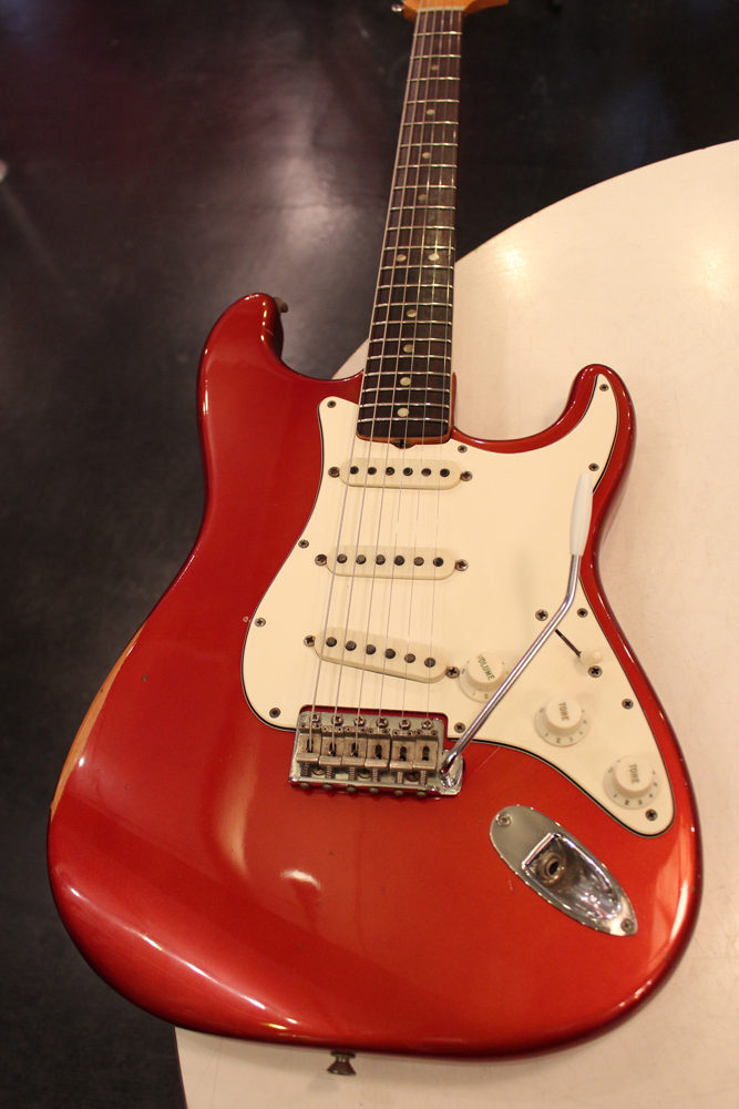 SELDER ストラトキャスタータイプ　キャンディアップルレッド　整備完了 Fender '64 Stratocaster - キャンディアップルレッド / ローズ