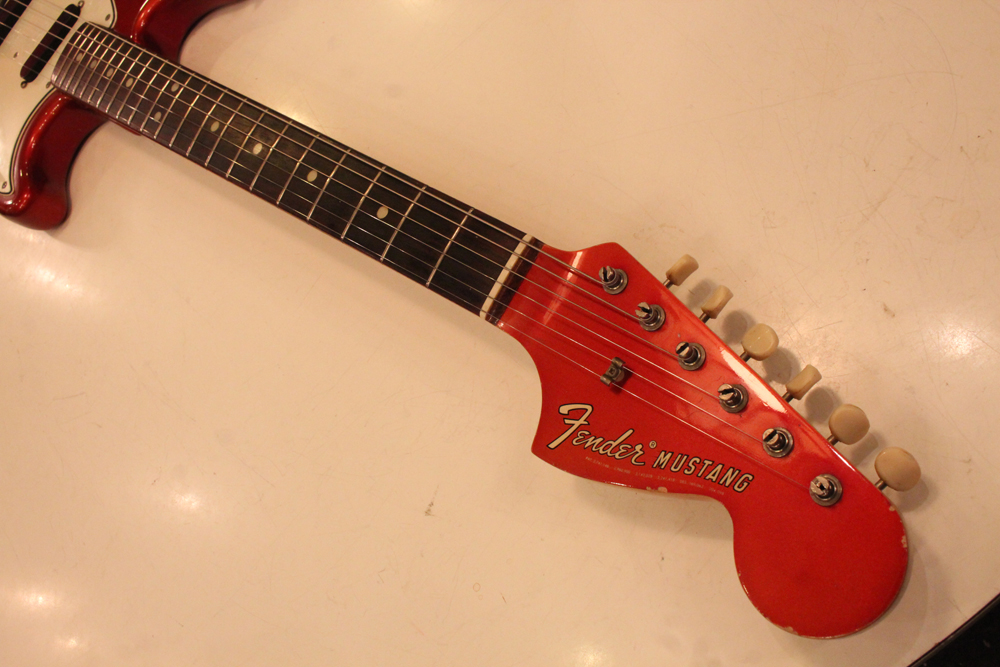 Fender 1969y[MUSTANG[“Competition Red Finish”[Back Stripes