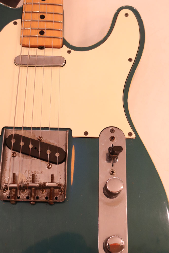 ボディのみ Fender 1969 custom telecaster body Fender 1969/70y[Custom Telecaster[“Original Lake Placid Blue