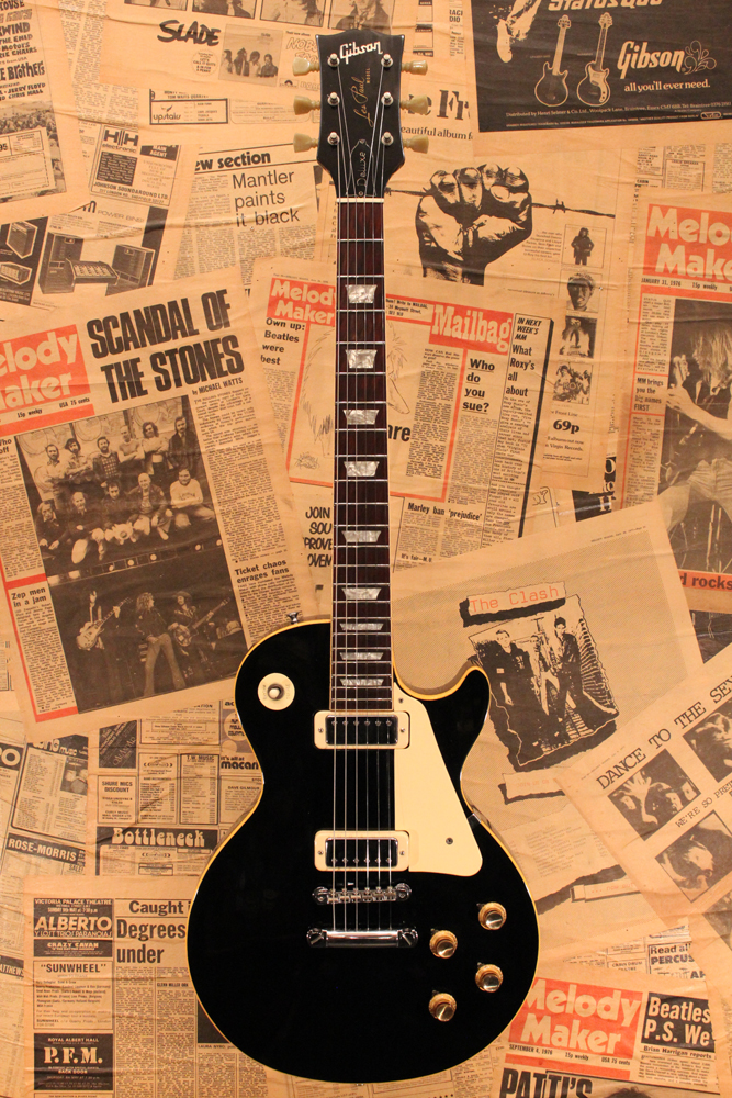 Gibson 1972 Les Paul Deluxe “Original Black” Excellent Clean