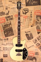 ベース Triumph Bass Gibson Les Paul Triumph Bass【1971年製】（ビンテージ/送料