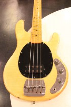 1977-MusicMan-StingRay-WH