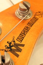 1977-MusicMan-StingRay-WH
