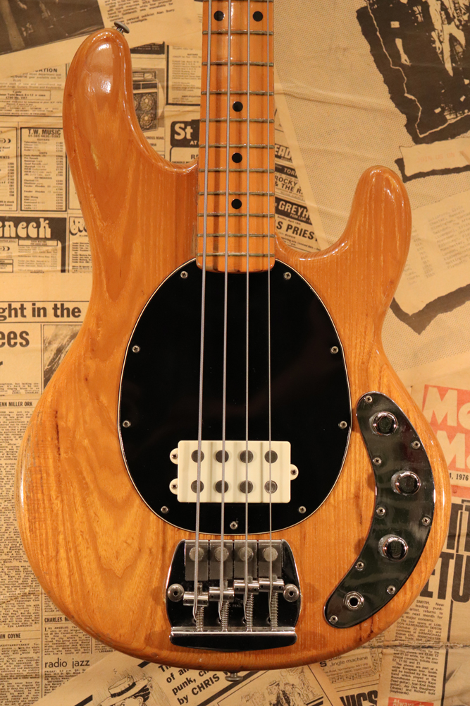 MUSIC MAN 1977y[Sting Ray Bass[“White Pickup” Pre Ernie | GUITAR ...