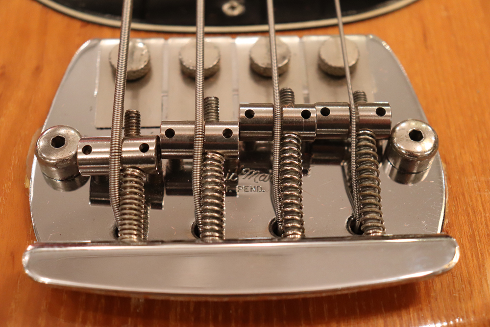 MusicManのエントリーブランドOLPのStingRayタイプが入荷