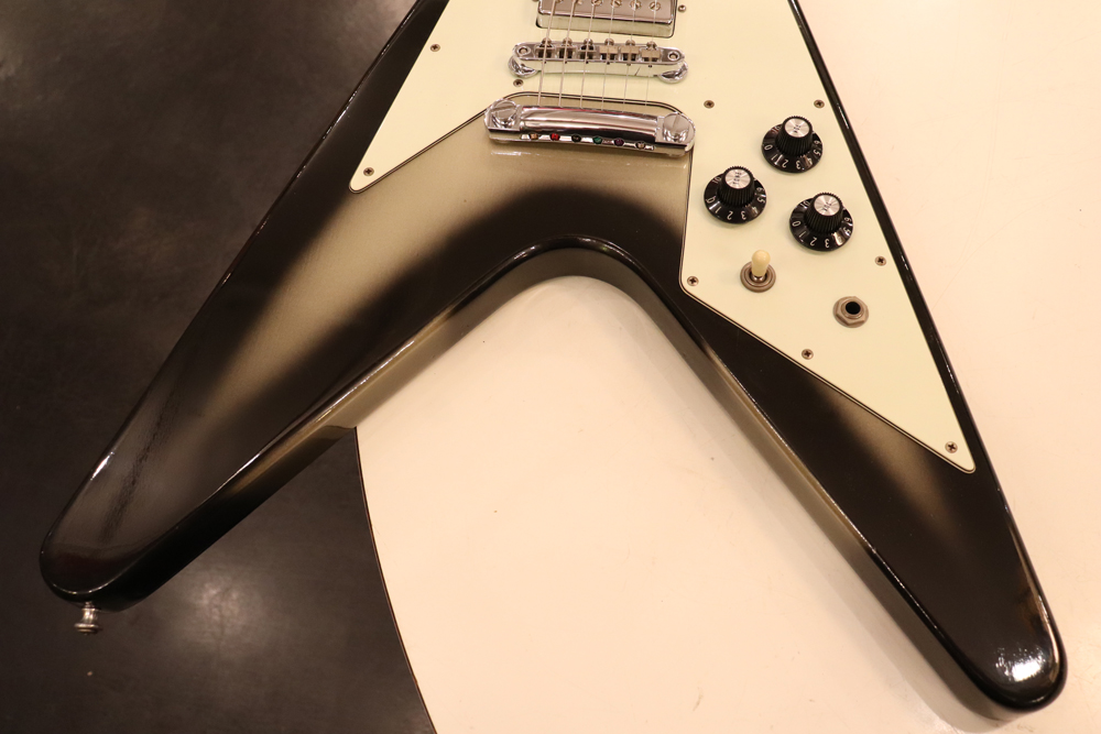 フライングV GIBSON 79 FLYING V