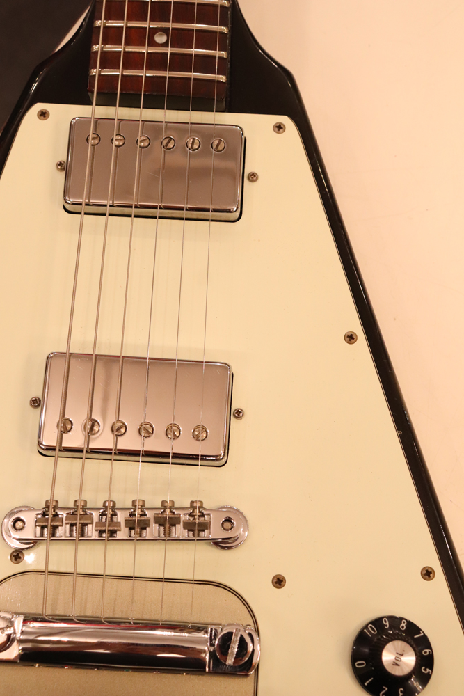 Gibson 1979y[Flying V[“Silver Burst”[Mint Condition | GUITAR