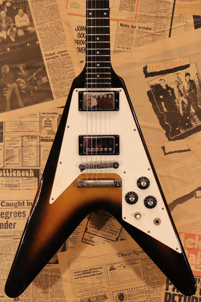 Gibson 1981y[Flying V[“Gold Burst” | GUITAR TRADERS TOKYO