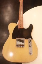 1952-ESQ-BLD-TF0232