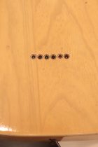 1953-TL-51ESQNeck-BLD-TF0274
