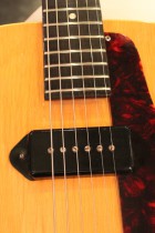 1958-ES125T-BLD