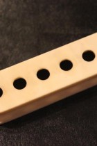 1960-1970's-Fender-ST-PU-COVER-01