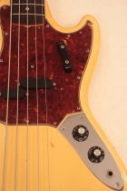 1965-BASS V-WHT-TF0283