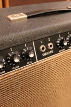 1965-Deluxe-Amp-BLK