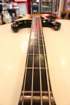 1965-Mosrite-VenturesBass-SB