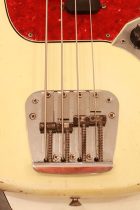 1966-MG-BASS-WHT-TF0231