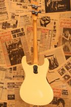 1966-MOSRITE-VENTURES-BASS-WH-TO0007