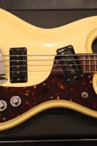 1966-MOSRITE-VENTURES-BASS-WH-TO0007