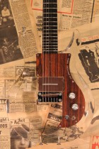 1970-Ampeg-Lucite3