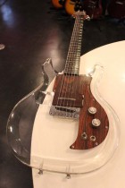 1970-Ampeg-Lucite4