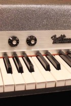 1973-RHODSE-PianoBass-SP